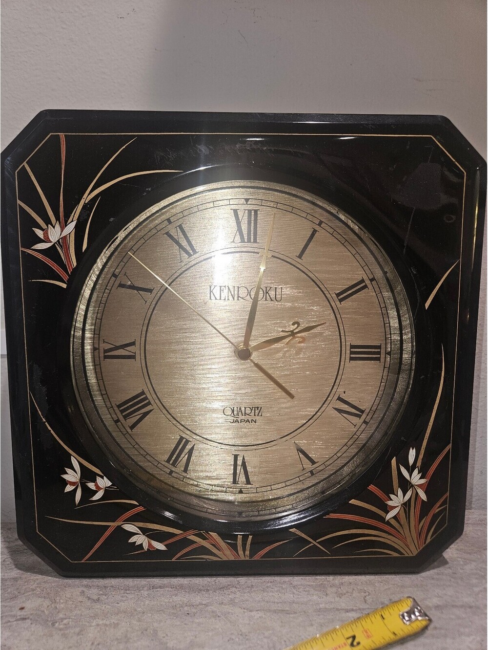 Kenroku Vintage Wall Clock with Floral Design and Roman Numerals